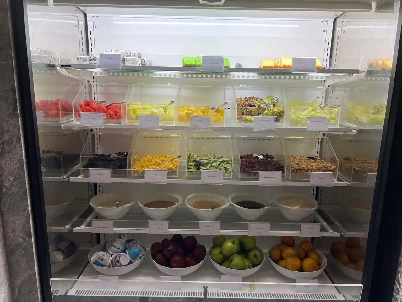 Saphire premium lounge fruits and vegies