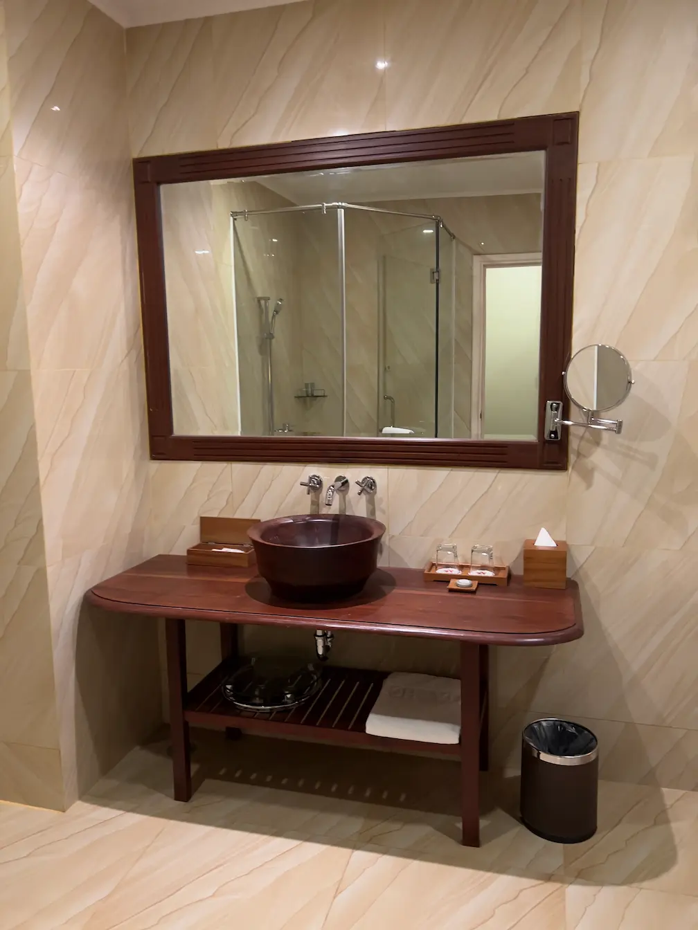 Sokha Siem Reap Resort & Convention hotel wash stand 2